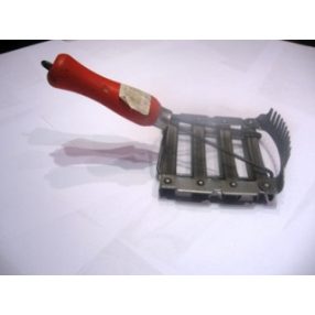 Marha és lóvakaró,sörényfésűvel